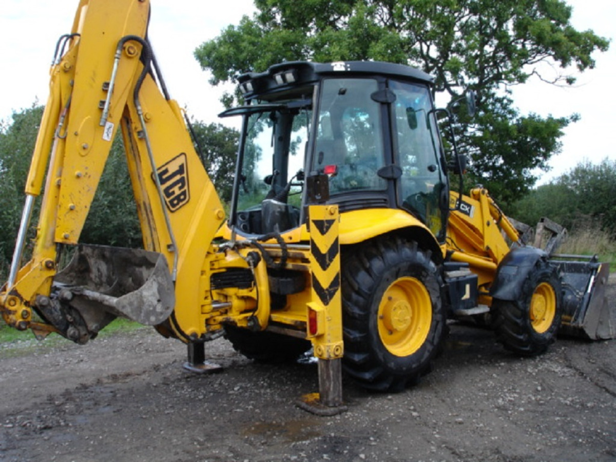 JCB 3CX CONTRACTOR - Backhoe loader: picture 2 JCB 3CX CONTRACTOR - Backhoe loader: picture 2