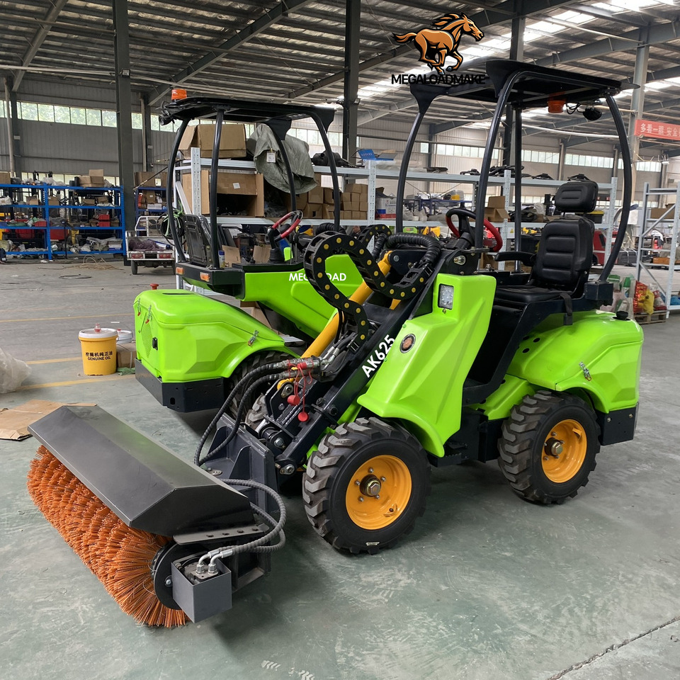 MEGALOAD M550 Mini Wheel Loader 0.5 ton Compact Articulated Loader M550 - Wheel loader: picture 5 MEGALOAD M550 Mini Wheel Loader 0.5 ton Compact Articulated Loader M550 - Wheel loader: picture 5