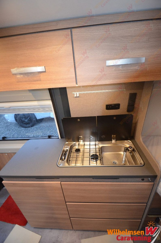 Camper van Dethleffs Globetrail Classic 600 DK Fiat Duo CS * Schwarz: picture 13