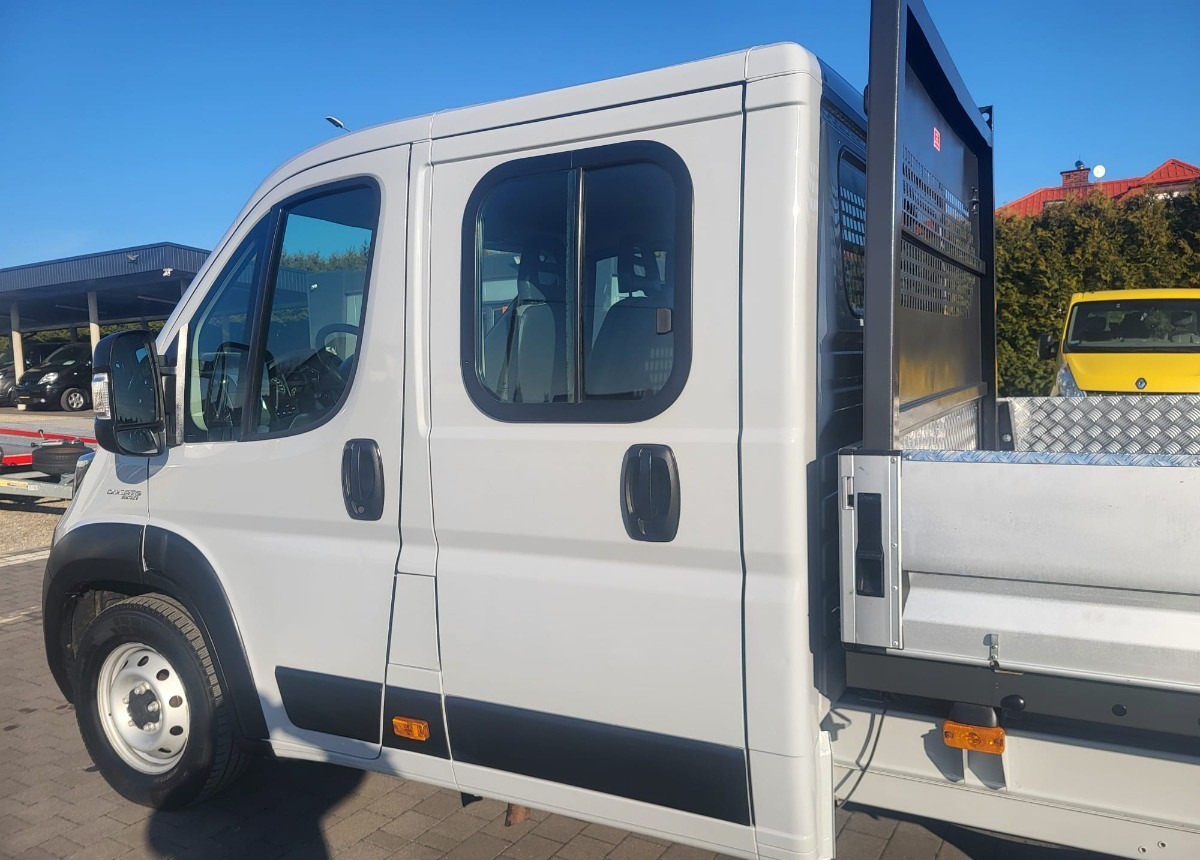 Fiat Doka 7 osobowa Maxi 330 skrzynia L5 2.3 160ps. - Open body delivery van, Combi van: picture 4 Fiat Doka 7 osobowa Maxi 330 skrzynia L5 2.3 160ps. - Open body delivery van, Combi van: picture 4