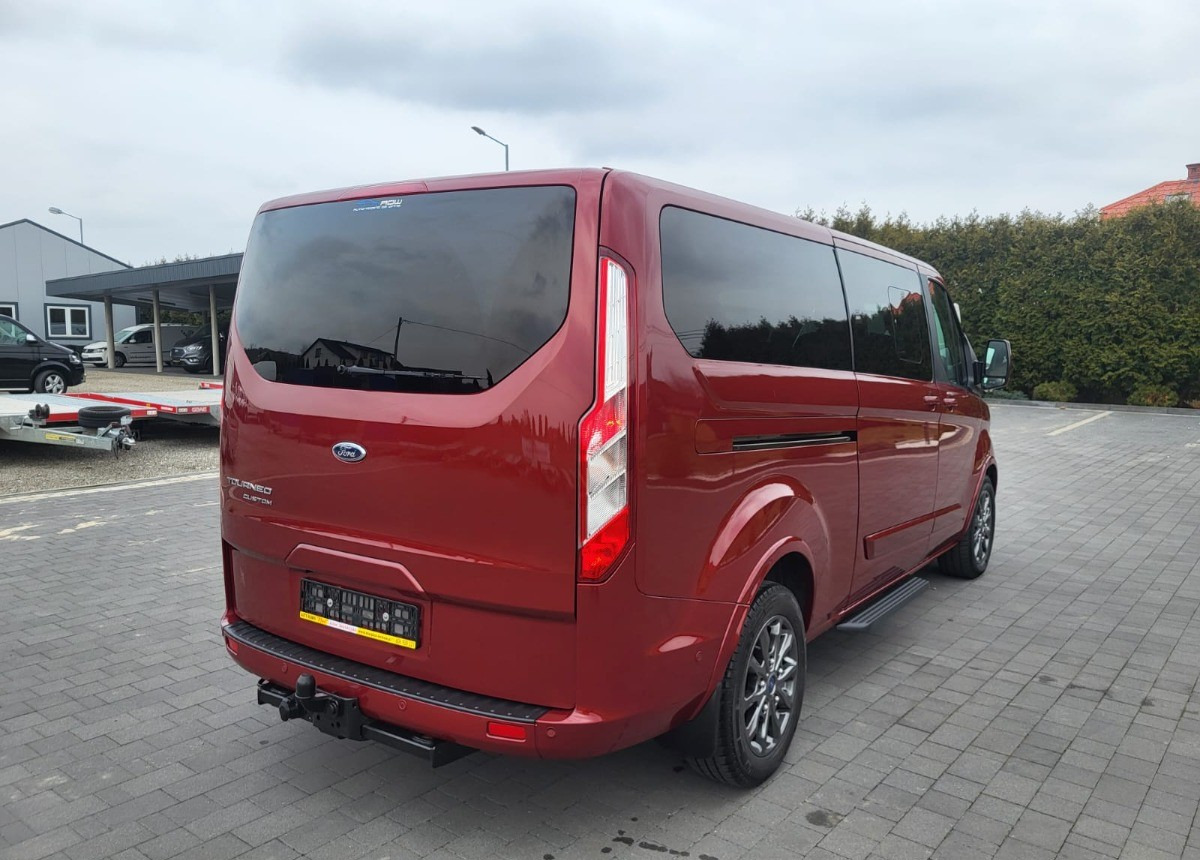 Ford Tourneo Custom Bezwypadkowy Serwisowany Automatik Tytanium X - Minibus, Passenger van: picture 2 Ford Tourneo Custom Bezwypadkowy Serwisowany Automatik Tytanium X - Minibus, Passenger van: picture 2