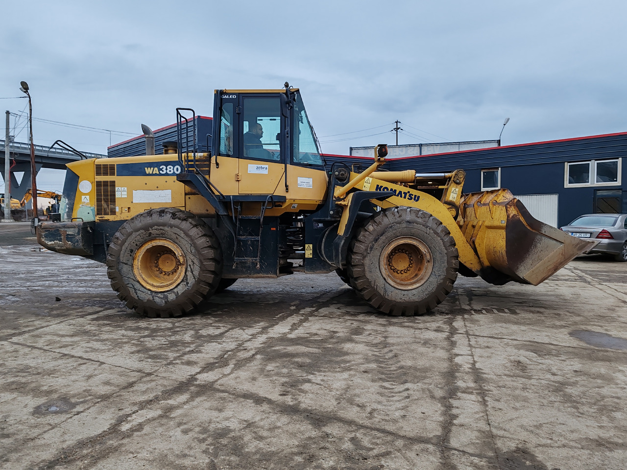 KOMATSU WA 380-S - Wheel loader: picture 5 KOMATSU WA 380-S - Wheel loader: picture 5