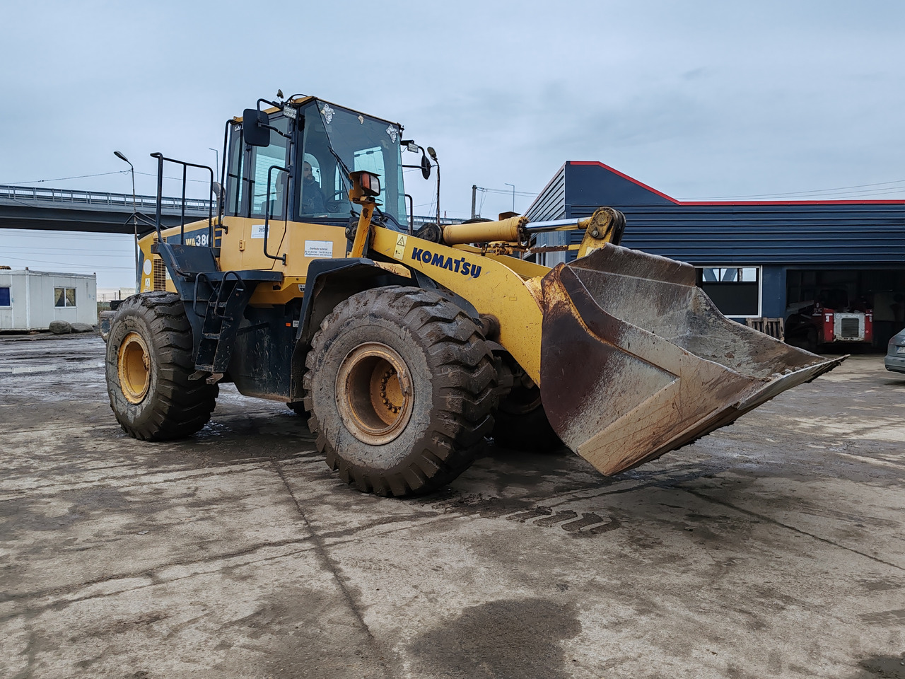 KOMATSU WA 380-S - Wheel loader: picture 2 KOMATSU WA 380-S - Wheel loader: picture 2