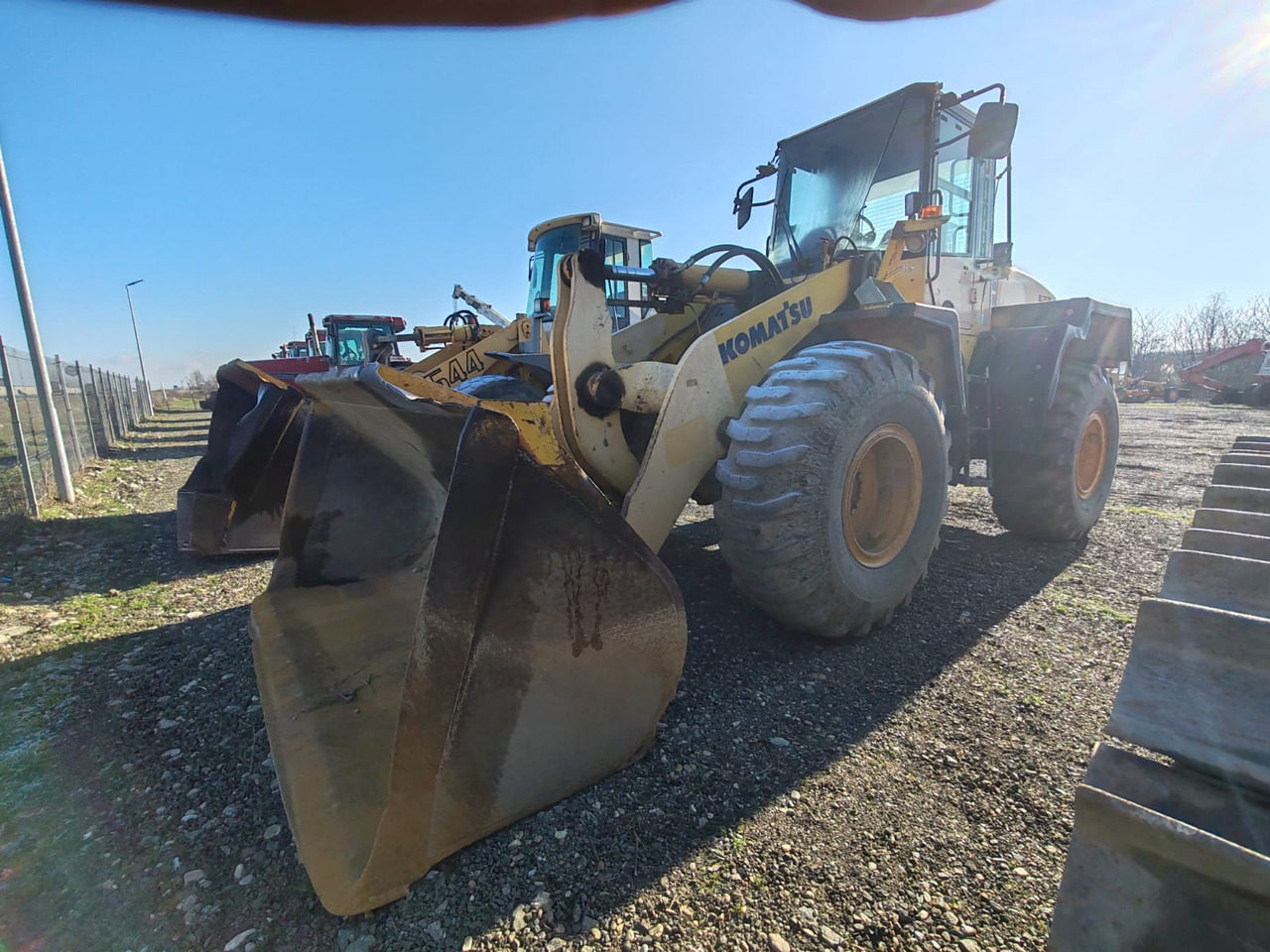 Komatsu WA320-5 - Wheel loader: picture 2 Komatsu WA320-5 - Wheel loader: picture 2