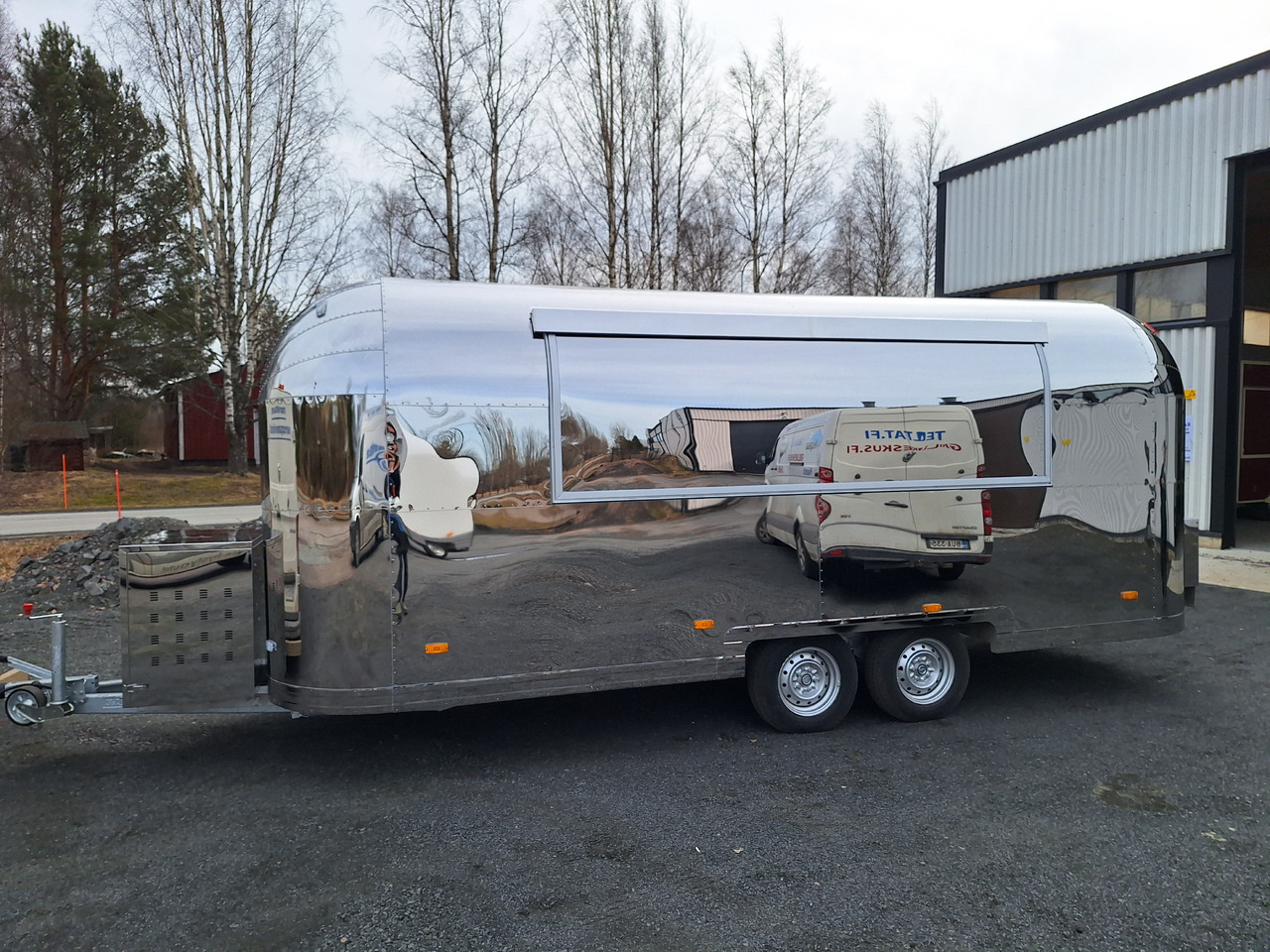 Deli Star Trailer American 6000 - EU Standards - Vending trailer: picture 3 Deli Star Trailer American 6000 - EU Standards - Vending trailer: picture 3