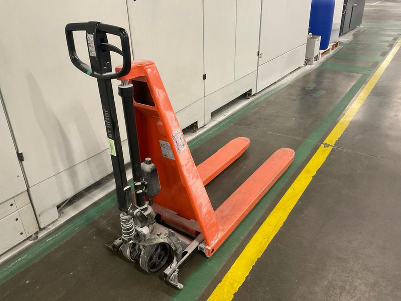 BT HHM100 - Forklift: picture 2 BT HHM100 - Forklift: picture 2