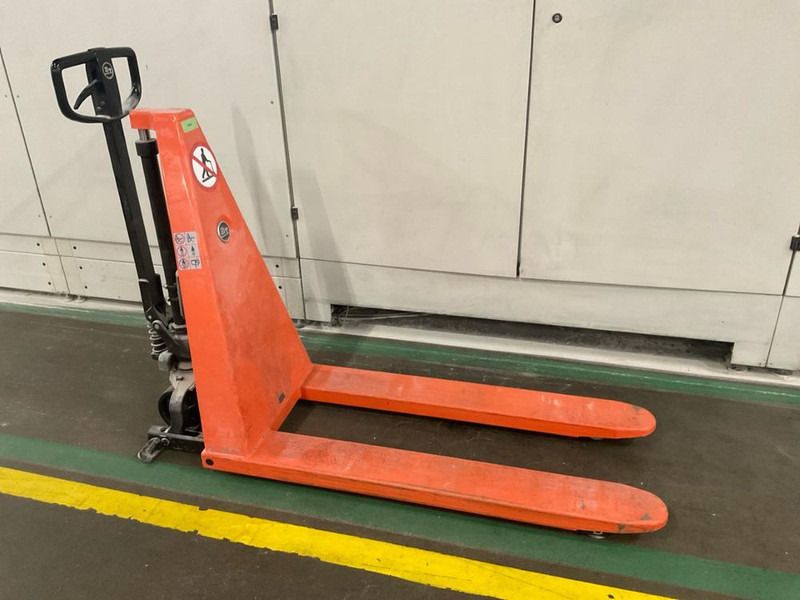 BT HHM100 - Forklift: picture 1 BT HHM100 - Forklift: picture 1