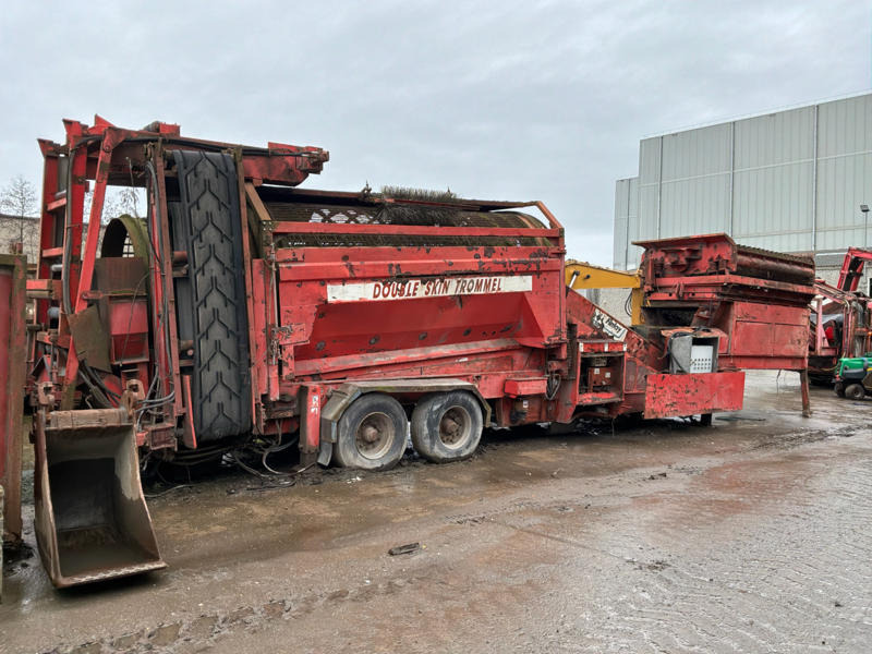 Finlay 798 - Screener: picture 3 Finlay 798 - Screener: picture 3