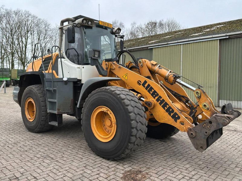 Liebherr 556 2plus2 - Wheel loader: picture 4 Liebherr 556 2plus2 - Wheel loader: picture 4