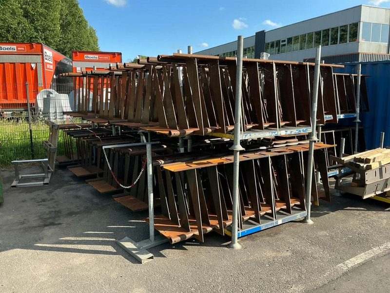 Onbekend - Metalworking machinery: picture 2 Onbekend - Metalworking machinery: picture 2