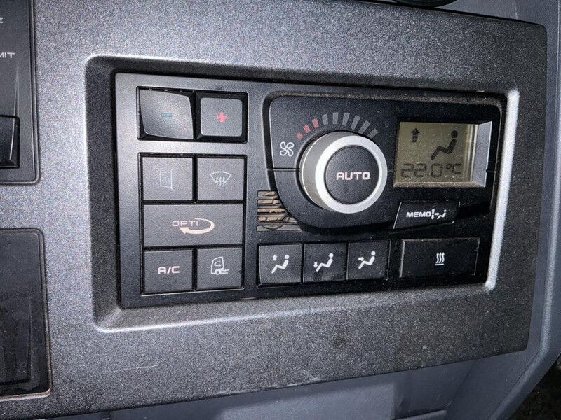 Tractor unit Scania R400: picture 16 Tractor unit Scania R400: picture 16
