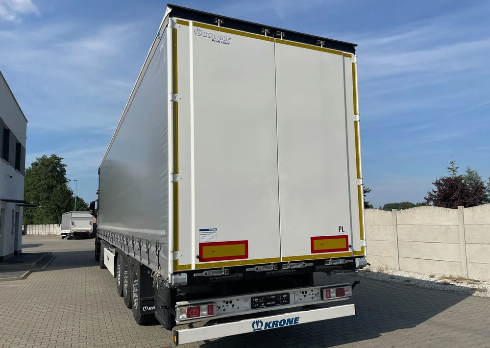 Krone SD - Curtainsider semi-trailer: picture 2 Krone SD - Curtainsider semi-trailer: picture 2