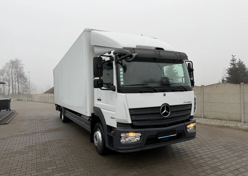 Mercedes-Benz ATEGO 1224 kontener 8,8 m- 22 euro palety! - Box truck: picture 3 Mercedes-Benz ATEGO 1224 kontener 8,8 m- 22 euro palety! - Box truck: picture 3
