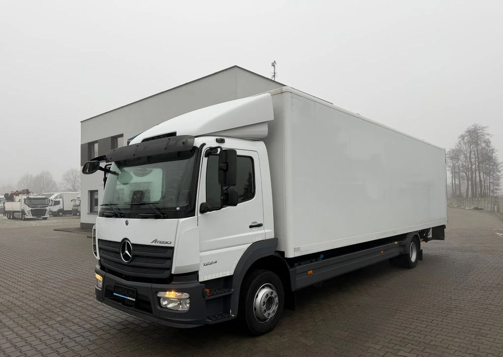 Mercedes-Benz ATEGO 1224 kontener 8,8 m- 22 euro palety! - Box truck: picture 2 Mercedes-Benz ATEGO 1224 kontener 8,8 m- 22 euro palety! - Box truck: picture 2