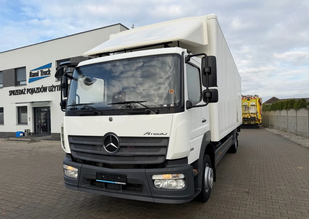 Mercedes-Benz ATEGO 1318 IZOTERMA 20 PALET! - Box truck: picture 1 Mercedes-Benz ATEGO 1318 IZOTERMA 20 PALET! - Box truck: picture 1
