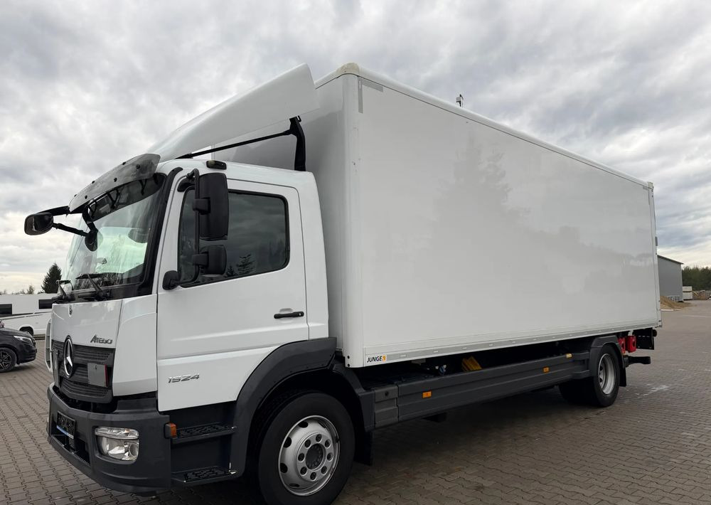 Mercedes-Benz ATEGO 1524 - Box truck: picture 2 Mercedes-Benz ATEGO 1524 - Box truck: picture 2