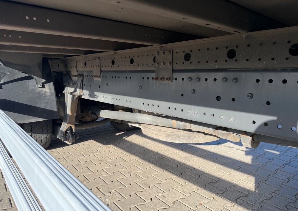 Mercedes-Benz AXOR 1824,  EURO 5,KLIMA, KONTENER 8,5 m! - Box truck: picture 5 Mercedes-Benz AXOR 1824,  EURO 5,KLIMA, KONTENER 8,5 m! - Box truck: picture 5