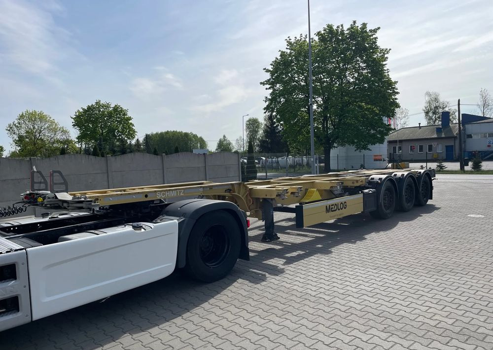Schmitz Cargobull SCB S3D/ Podkontnerowa / 20,30,40,45 - Container transporter/ Swap body semi-trailer: picture 1 Schmitz Cargobull SCB S3D/ Podkontnerowa / 20,30,40,45 - Container transporter/ Swap body semi-trailer: picture 1