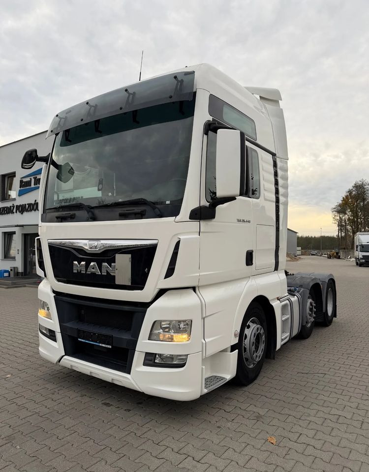 MAN TGX XXL 26.440 PUSCHER / 3 OSIE / 6x2 - Tractor unit: picture 1 MAN TGX XXL 26.440 PUSCHER / 3 OSIE / 6x2 - Tractor unit: picture 1