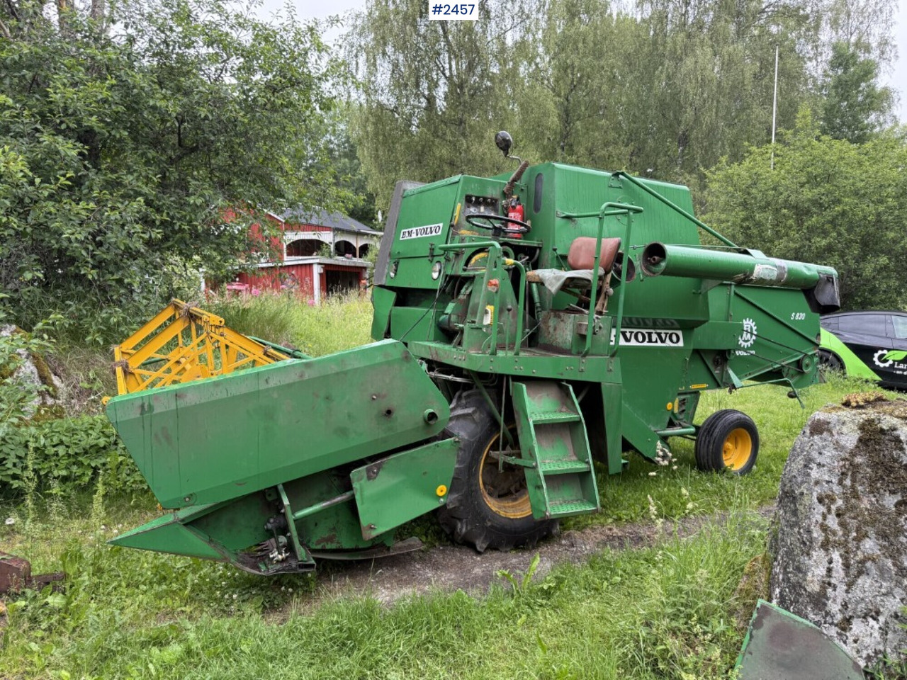 Combine harvester Volvo BM S830 with 2 cutting tables - Combine harvester: picture 2 Combine harvester Volvo BM S830 with 2 cutting tables - Combine harvester: picture 2