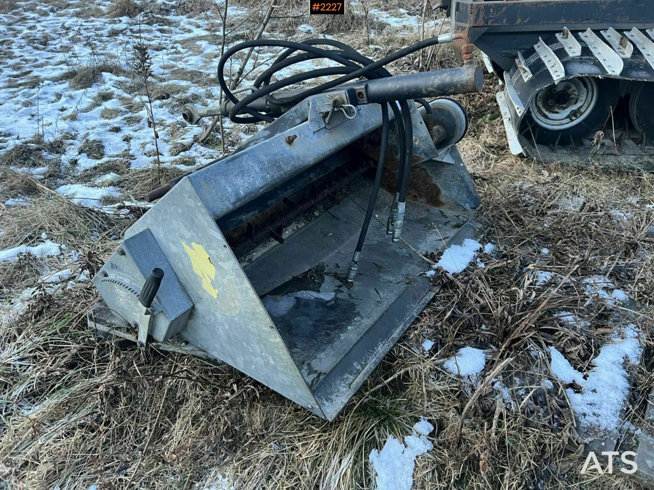 Sand/ Salt spreader Fjaras sand spreader 250L: picture 16