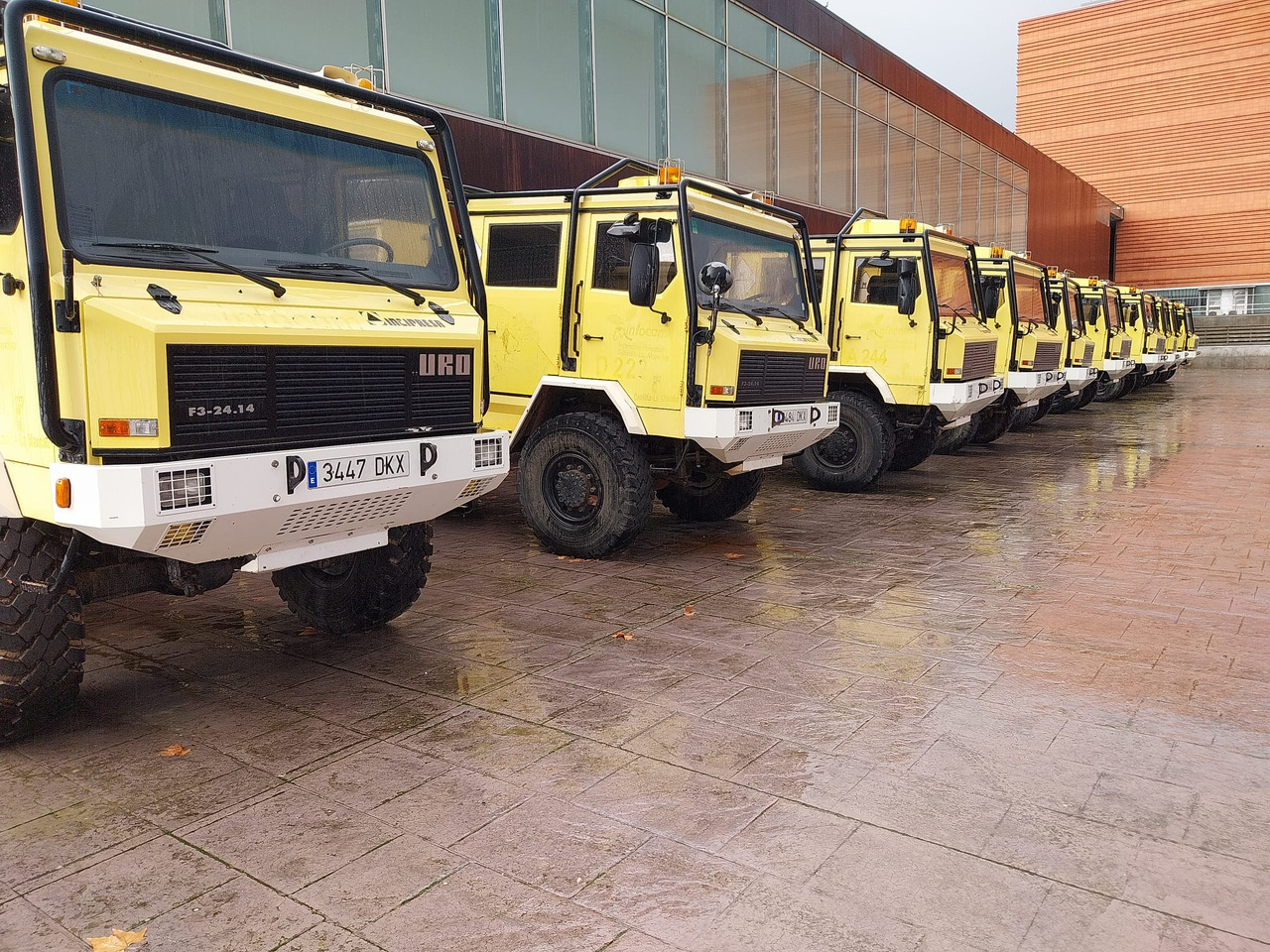 URO-IVECO TT URO F3-24 - Fire truck: picture 2 URO-IVECO TT URO F3-24 - Fire truck: picture 2