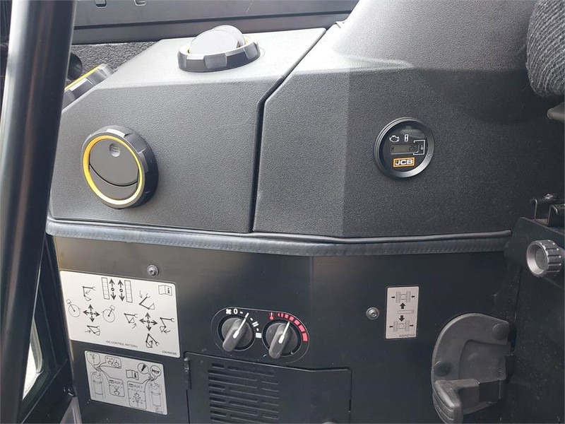 Mini excavator JCB 19C-1 PC: picture 10 Mini excavator JCB 19C-1 PC: picture 10