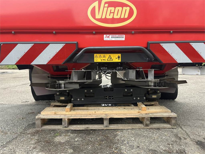 Kverneland RO-EDW GEO SPREAD 1875 - Fertilizer spreader: picture 3 Kverneland RO-EDW GEO SPREAD 1875 - Fertilizer spreader: picture 3