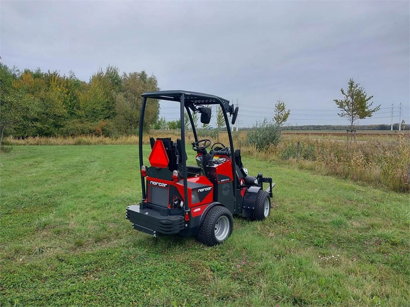 NORCAR a6226 automotive - Compact track loader: picture 3 NORCAR a6226 automotive - Compact track loader: picture 3