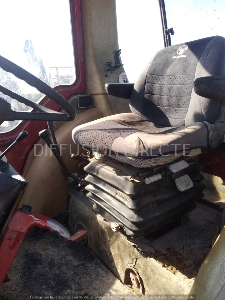 CASE IH TRACTEUR AGRICOLE 845 XL - Farm tractor: picture 5 CASE IH TRACTEUR AGRICOLE 845 XL - Farm tractor: picture 5