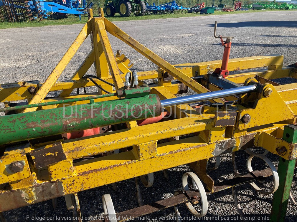 LACHAUD VIBROCULTEUR FRONTAL - Cultivator: picture 5 LACHAUD VIBROCULTEUR FRONTAL - Cultivator: picture 5