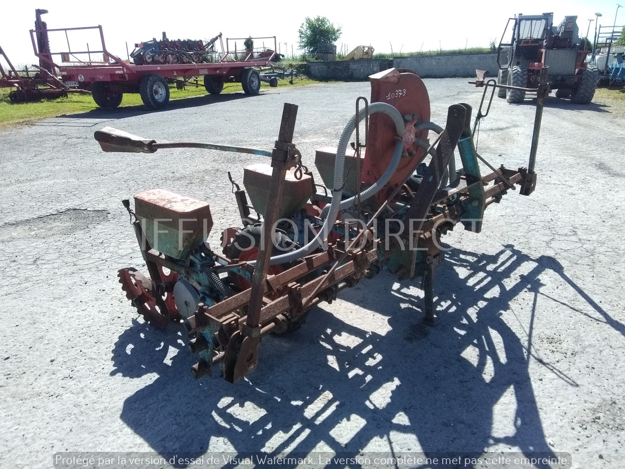 RIBOULEAU SEMOIR MONOGRAINE PN - Precision sowing machine: picture 4 RIBOULEAU SEMOIR MONOGRAINE PN - Precision sowing machine: picture 4