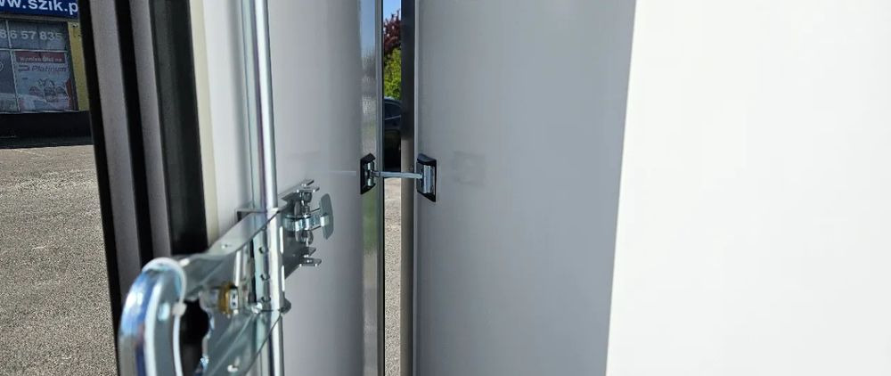 New Refrigerator semi-trailer TEMARED COOLER 3015/2 C 2,7T: picture 6