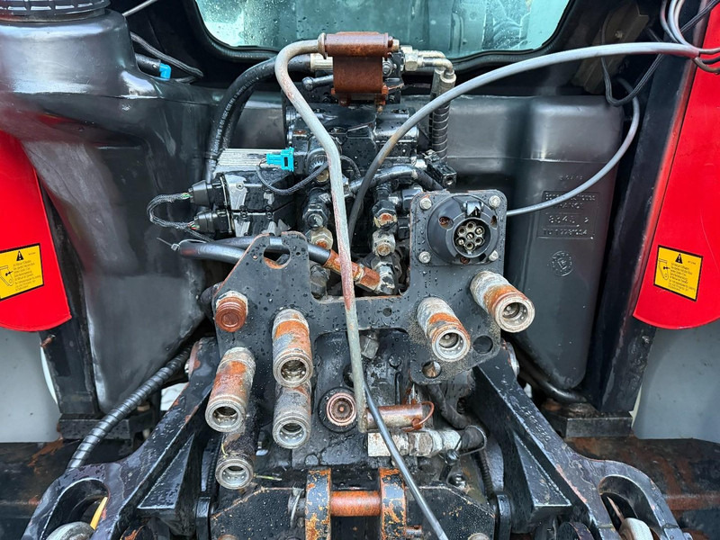 Attachment Massey Fergoson 6255 voorlader ,Bak,palletvorken: picture 9