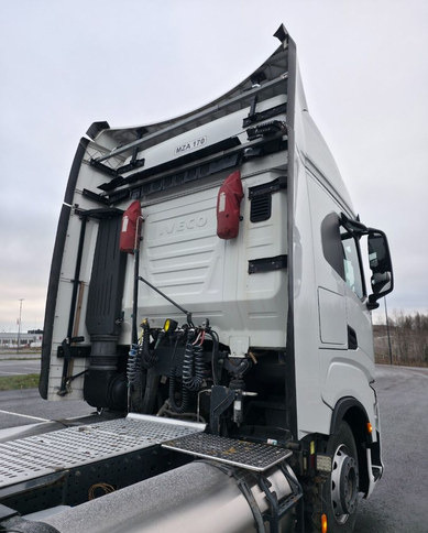 Tractor unit IvecoS-Way 460 4x2 LNG / LBG: picture 9 Tractor unit IvecoS-Way 460 4x2 LNG / LBG: picture 9