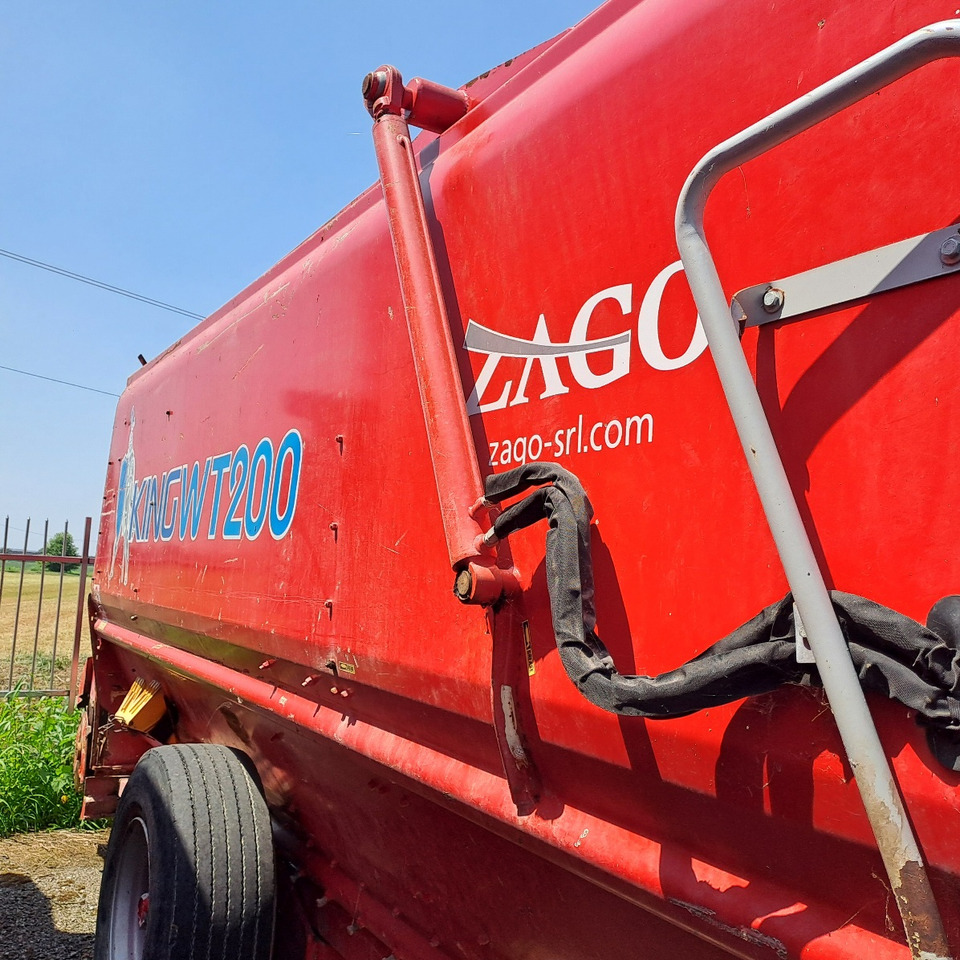 CARRO MISCELATORE TRAINATO ZAGO KING WT 200 - Forage mixer wagon: picture 5 CARRO MISCELATORE TRAINATO ZAGO KING WT 200 - Forage mixer wagon: picture 5