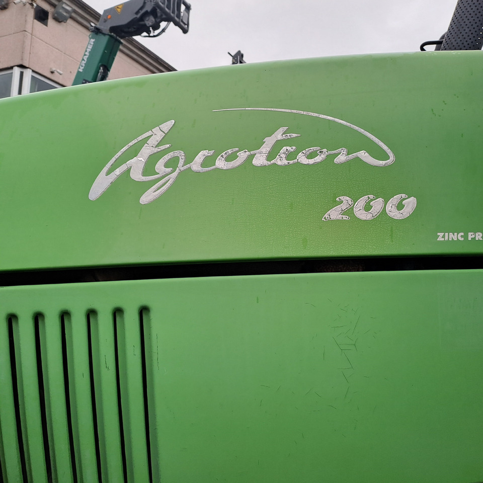 Farm tractor DEUTZ-FAHR AGROTRON 200: picture 7