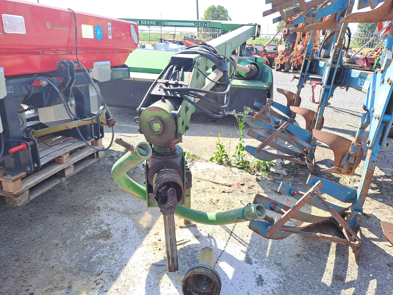 JOHN DEERE 1460 - Mower: picture 4 JOHN DEERE 1460 - Mower: picture 4