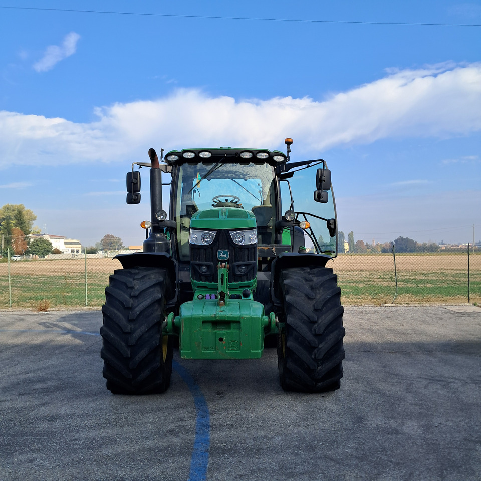 Farm tractor JOHN DEERE 6155: picture 8 Farm tractor JOHN DEERE 6155: picture 8