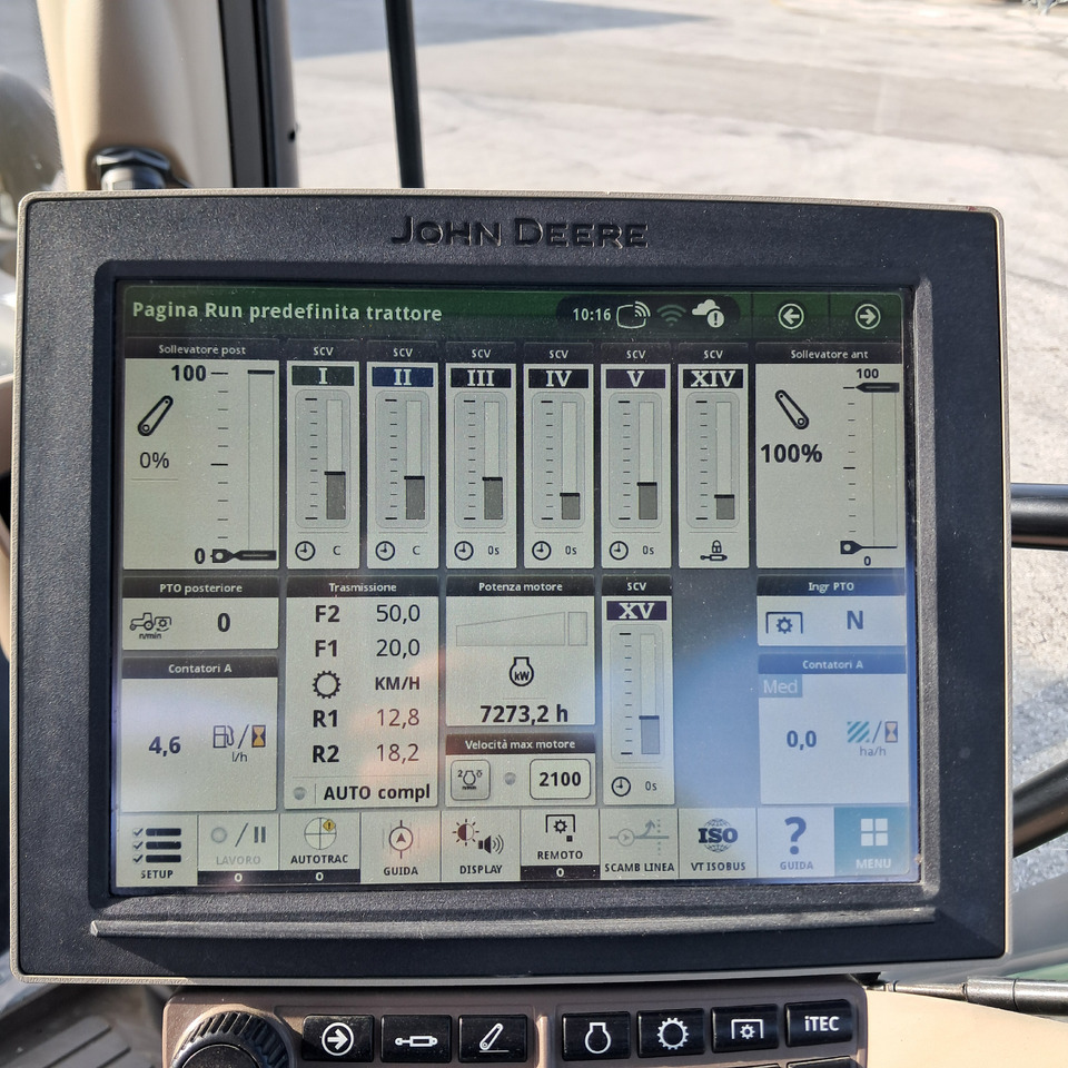 Farm tractor JOHN DEERE 6155: picture 11 Farm tractor JOHN DEERE 6155: picture 11