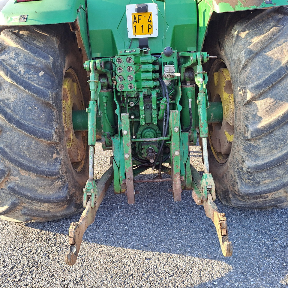 JOHN DEERE 8410 - ASTA AGRIBERTOCCHI - Farm tractor: picture 4 JOHN DEERE 8410 - ASTA AGRIBERTOCCHI - Farm tractor: picture 4