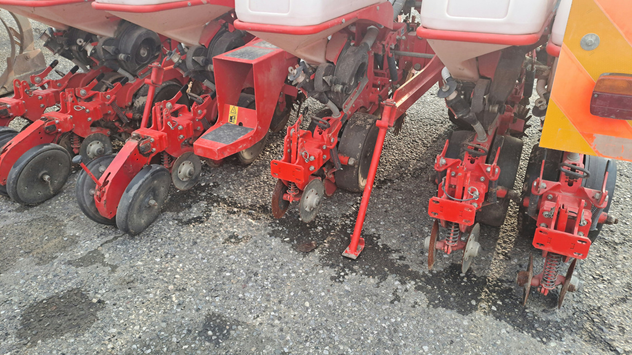 SEMINATRICE DI PRECISIONE KUHN MAXIMA 2 TD - Seed drill: picture 5 SEMINATRICE DI PRECISIONE KUHN MAXIMA 2 TD - Seed drill: picture 5