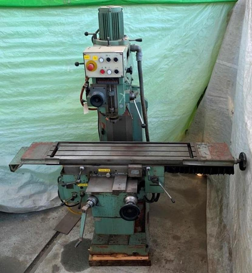 Mehrzweckfräsmaschine TOS - Milling machine: picture 3 Mehrzweckfräsmaschine TOS - Milling machine: picture 3