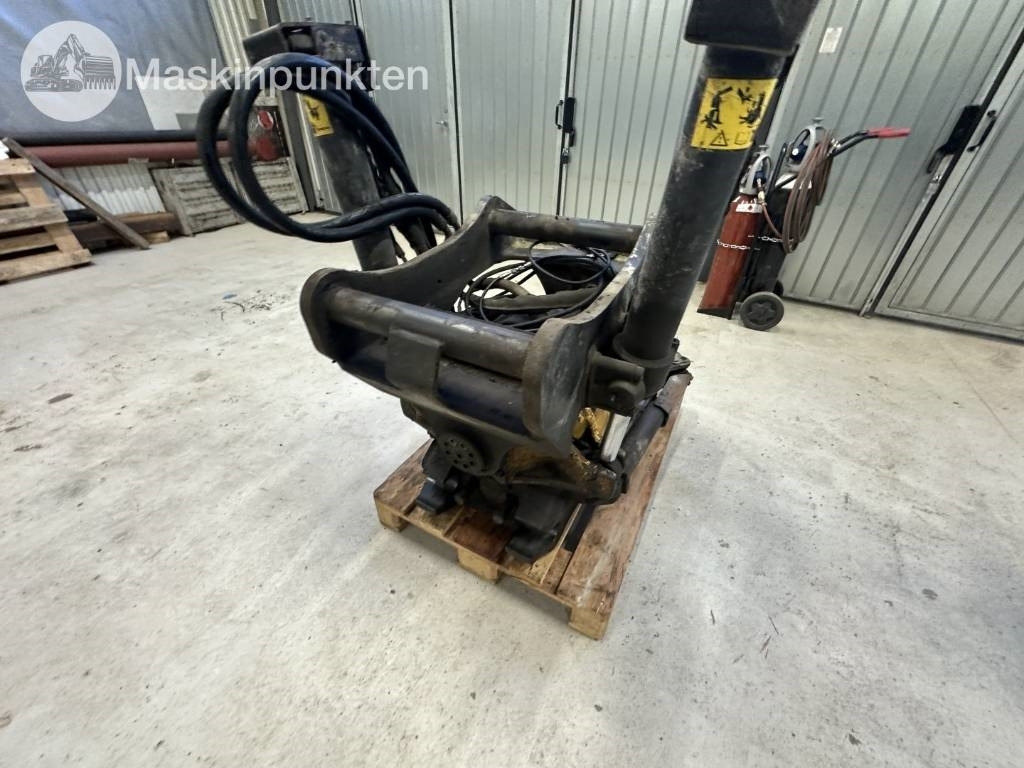 Engcon EC 226 - Tiltrotator: picture 5 Engcon EC 226 - Tiltrotator: picture 5