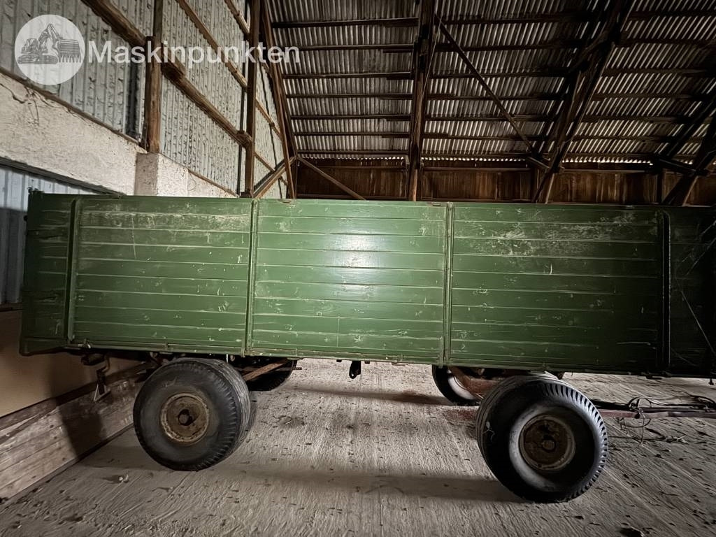 Håkantorps vagn med sidotipp - Tipper semi-trailer: picture 3 Håkantorps vagn med sidotipp - Tipper semi-trailer: picture 3