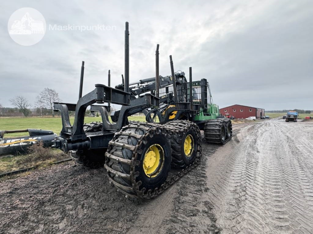 Forwarder John Deere 1910 G: picture 6