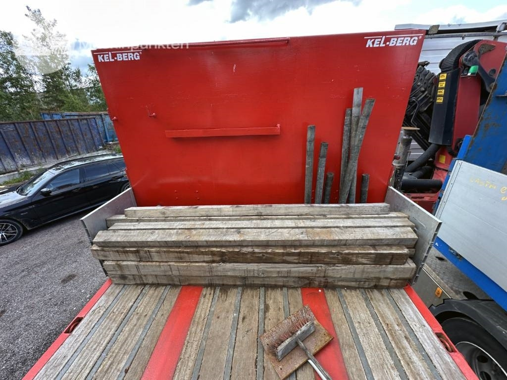 Dropside/ Flatbed semi-trailer Kel-Berg S 600 H: picture 36