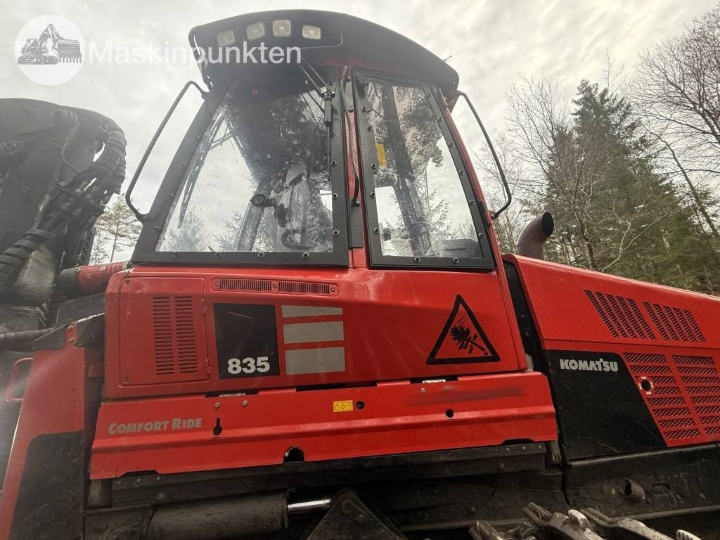 Forwarder Komatsu 835: picture 23