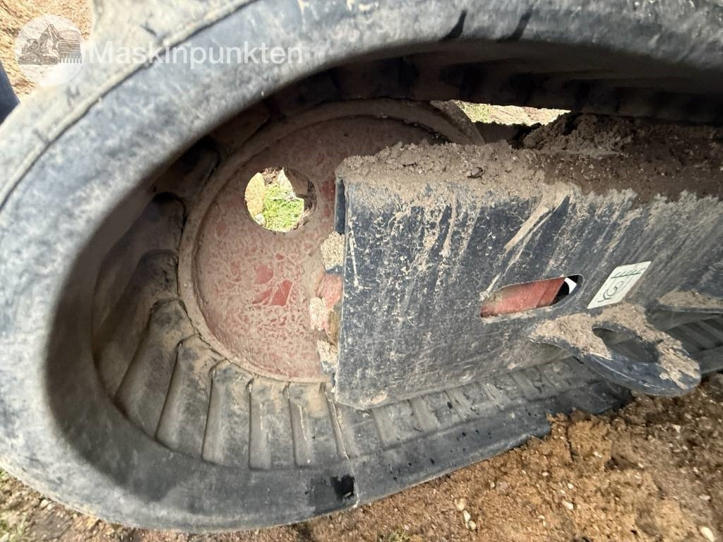 Leasing of Komatsu PC 26 MR-3  Komatsu PC 26 MR-3: picture 31