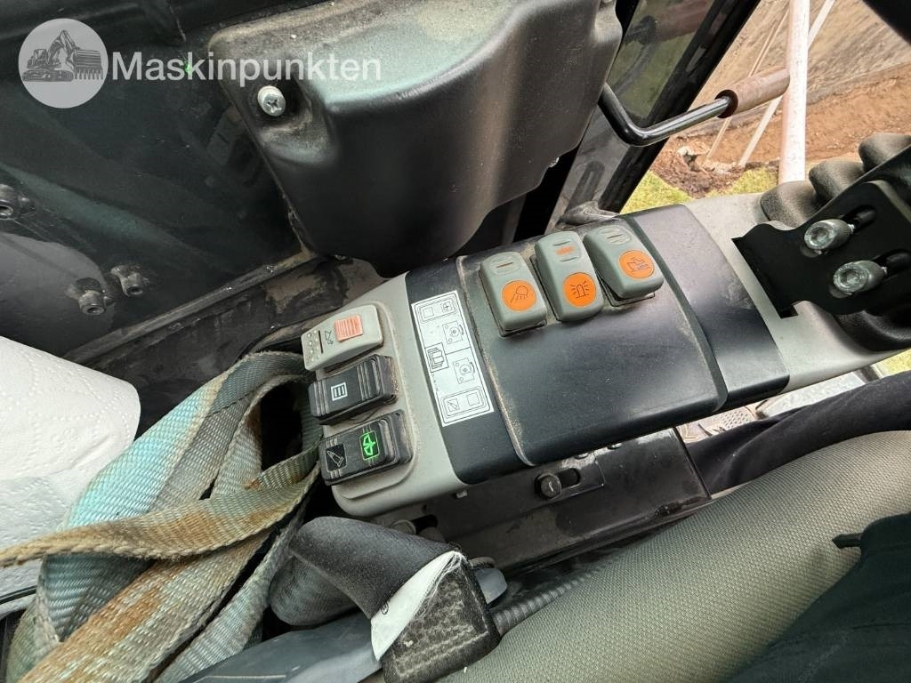 Leasing of Komatsu PC 26 MR-3  Komatsu PC 26 MR-3: picture 19